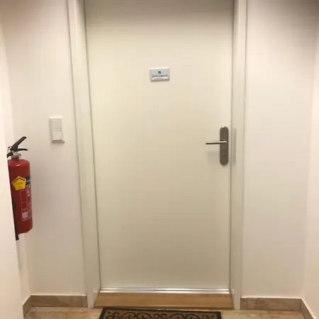 Apartment Lilians Modern In Historical Citycenter Graz