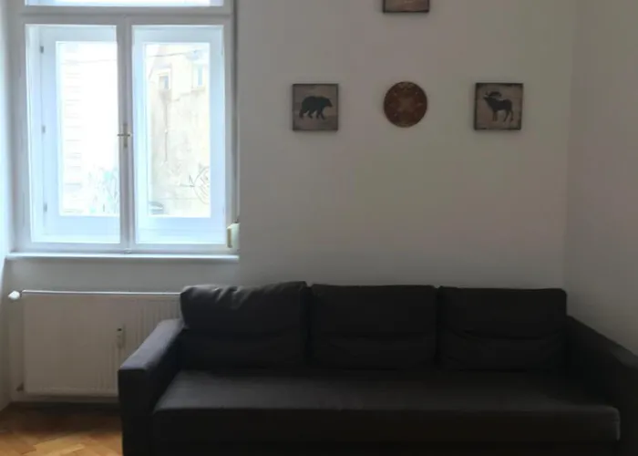 Lilians Modern In Historical Citycenter Apartment