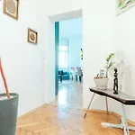Apartment Lilians Modern In Historical Citycenter *