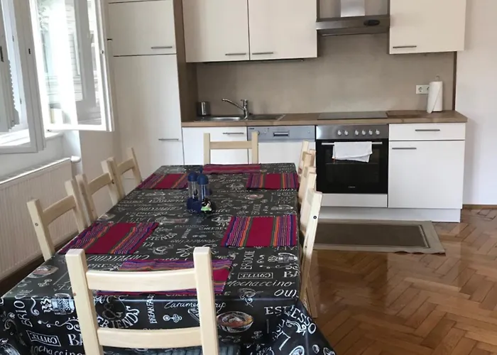 Lilians Modern In Historical Citycenter